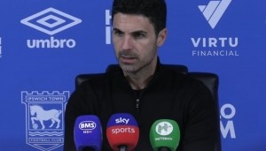 阿尔特塔：当我们习惯梅里诺踢9号位后 看他回归中场反而觉得新奇